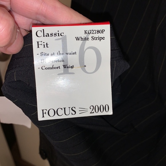 NWT Focus 2000 Wide Leg Slacks.  Size 16.  Classic Pin Stripe.  Black/White - Picture 2 of 7